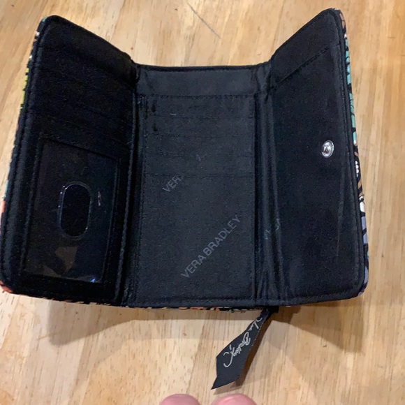Vera Bradley wallet - Picture 3 of 5